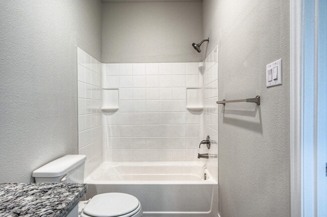 Building Photo - 11604 Vistawood St