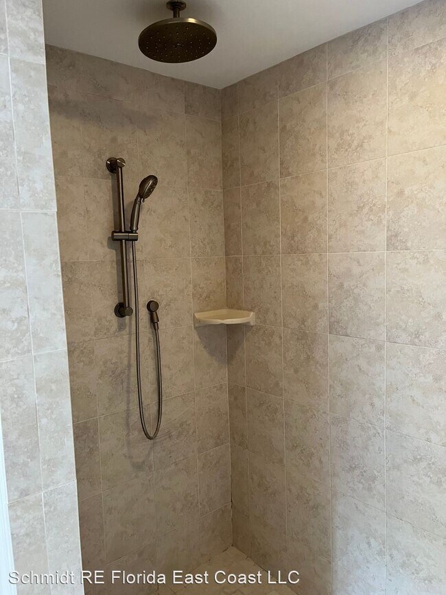 Building Photo - 3 br, 2 bath House - 5020 4th Place