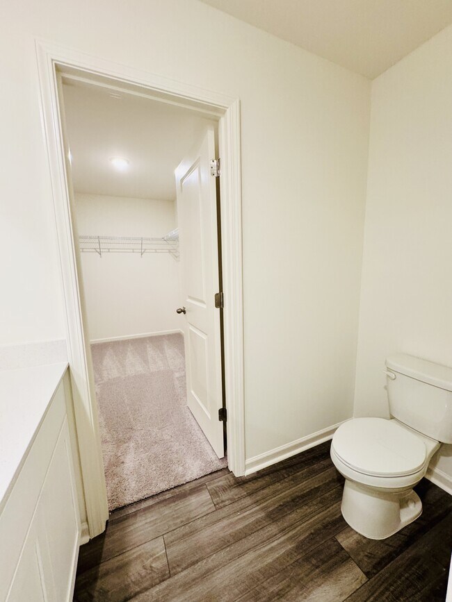 Building Photo - 623 Muster Fld Ct