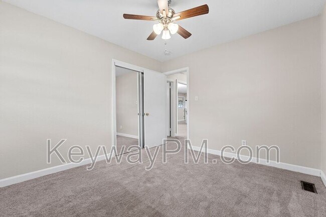 Building Photo - 133 Belair Rd