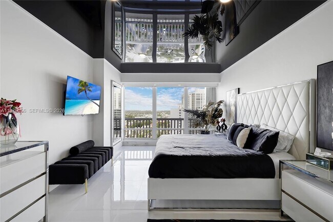 Building Photo - 4020 Galt Ocean Dr