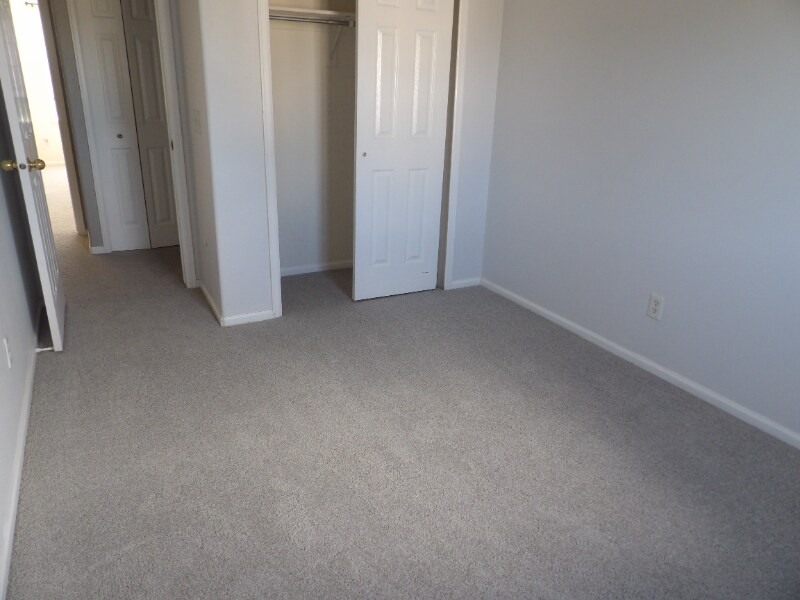 Building Photo - 4979 Butterfield Dr