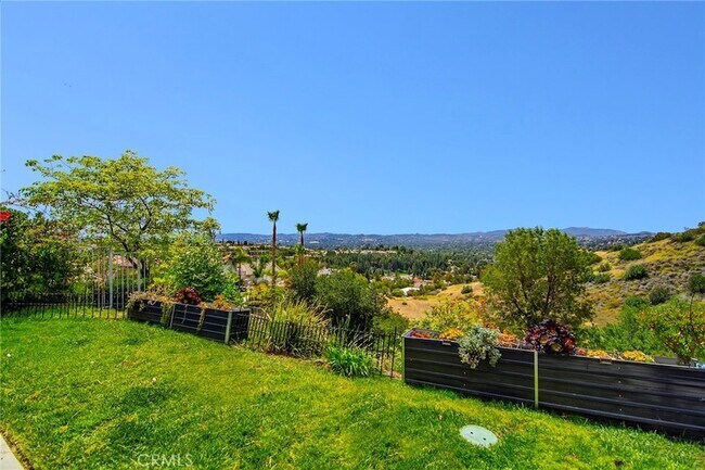 Building Photo - 24574 Overland Dr