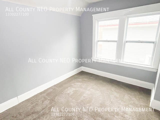 Building Photo - 835 Nela View Rd