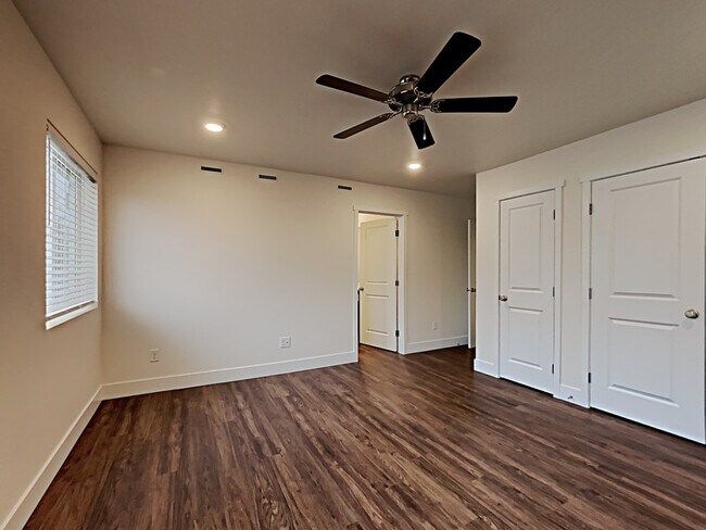 Building Photo - 17612 42nd Avenue Court E