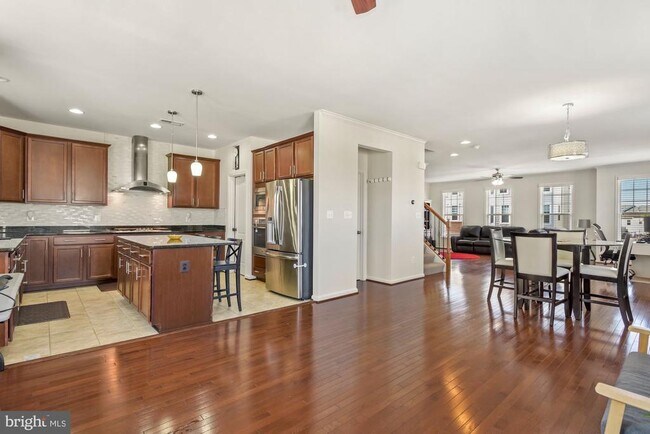 Building Photo - 41687 Wellstone Terrace