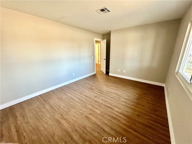 Building Photo - 6698 Mesquite Dr