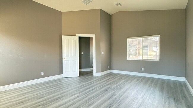 Building Photo - 5141 Moose Falls Dr