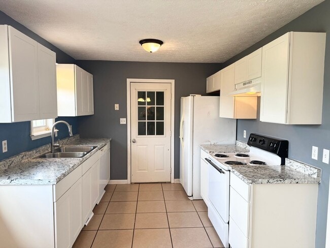 Building Photo - 726 Shetland Dr