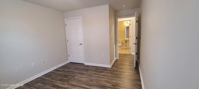 Building Photo - 6503 Brook Bend Way
