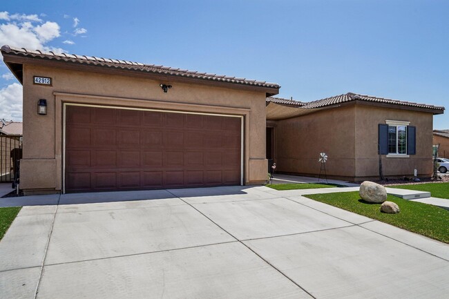 Building Photo - 42912 Gazapo Ct