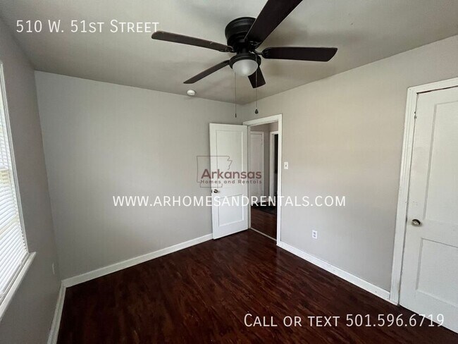 Building Photo - 510 W 51st St