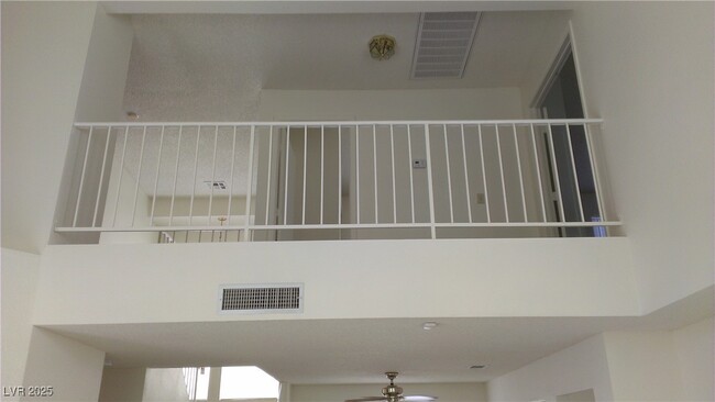 Building Photo - 1105 Overture Dr