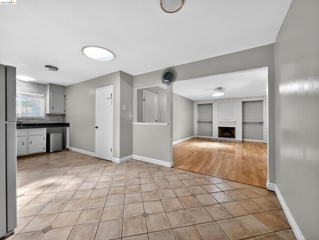 Building Photo - 2928 Rio Grande Dr