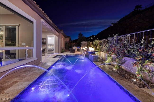 Building Photo - 33 Desert Juniper Ln