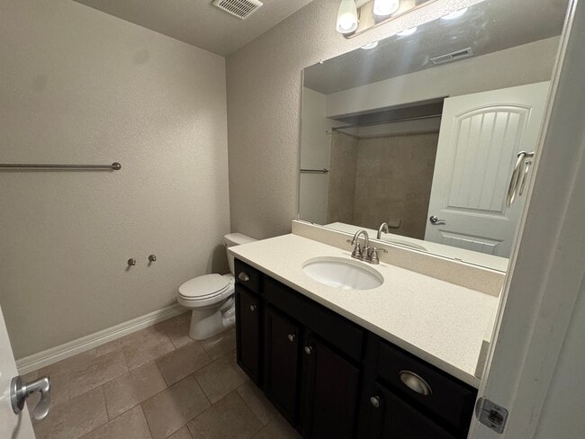 Building Photo - Spacious 5-Bedroom Ranch with Finished Basement, Wet Bar & 3-Car Garage
