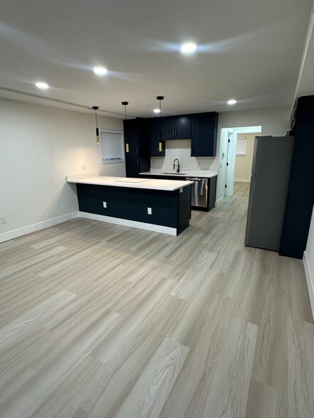 Building Photo - 1030 Ford Ave