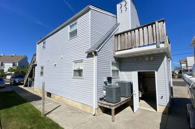 Building Photo - 100 Sheridan Square