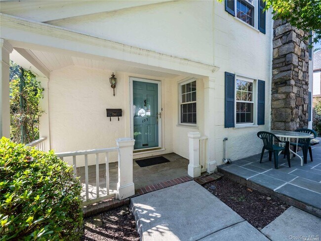 Building Photo - 109 Chase Rd