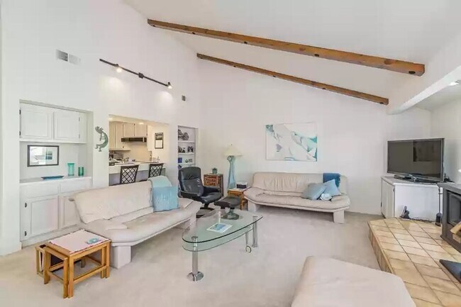 Building Photo - 861 Lake Terrace Cir