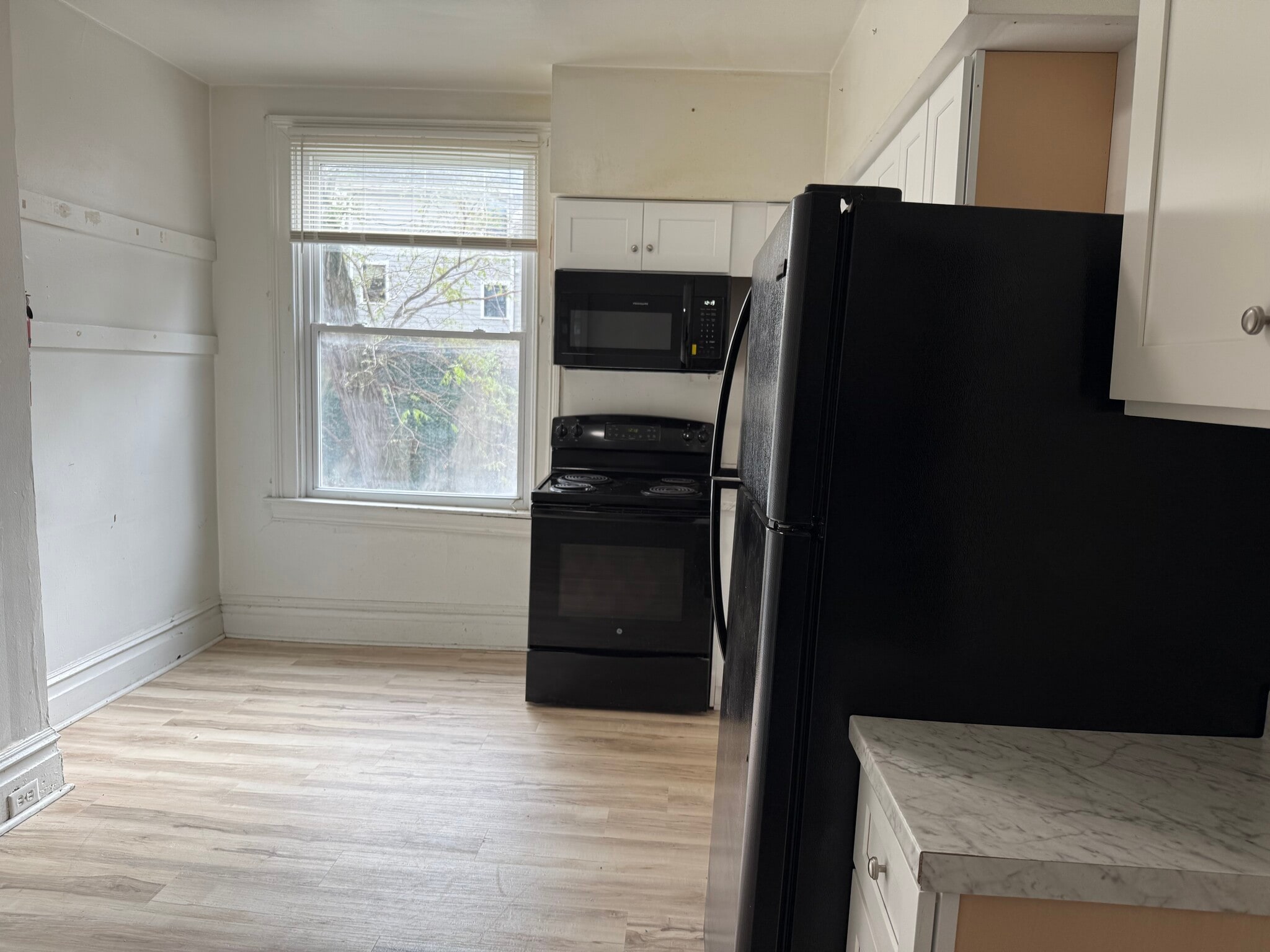 Building Photo - 5704 Darlington Rd