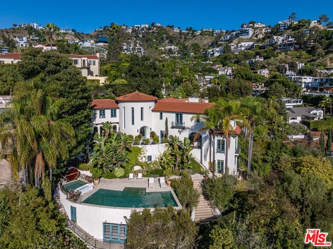 Building Photo - 8440 Harold Way