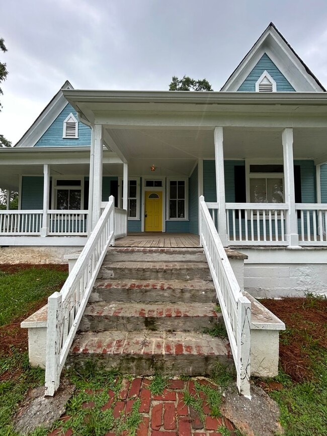 Building Photo - 4/3 House in North Rome- $1,550