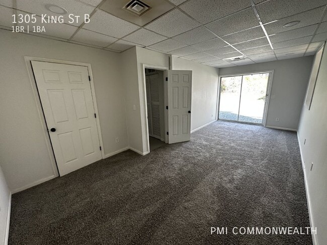 Building Photo - 1305 King St