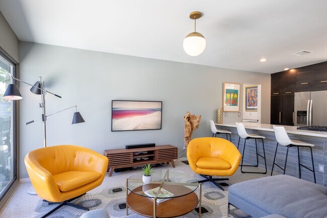 Building Photo - Luxury Mid Century Oasis in Palm Springs (Monthly Only - No Long Term)