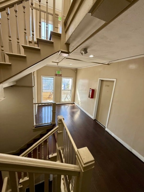 Building Photo - 334 Heliotrope Dr