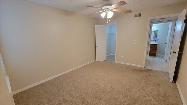 Building Photo - 5785 Gatlin Ave