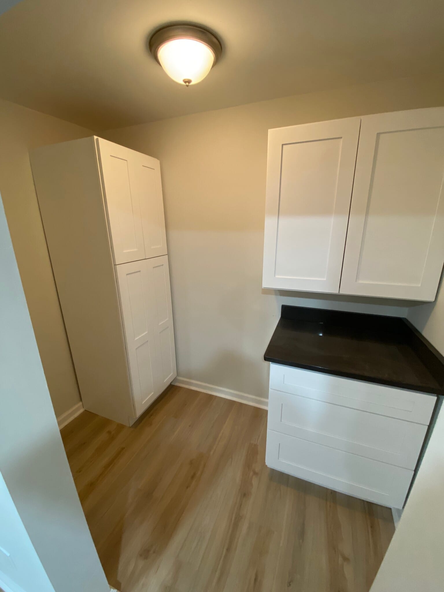 Building Photo - 49 Grove St