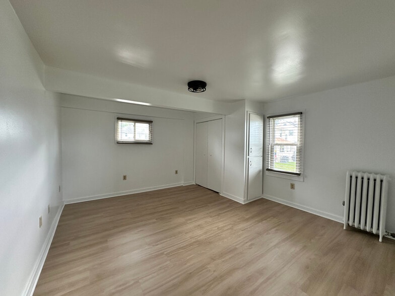 Building Photo - 316 1/2 Bermond Ave