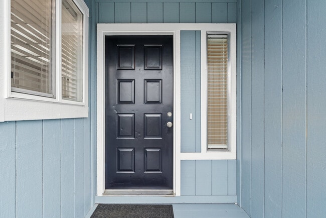 Building Photo - 34 Altamont Dr