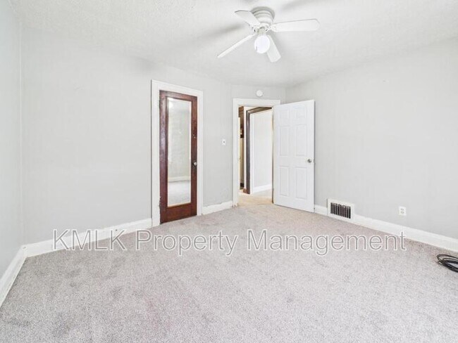 Building Photo - 916 Peckham St