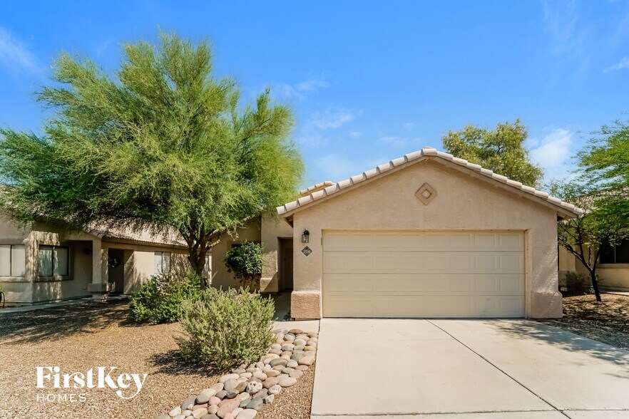 Building Photo - 2530 W Cezanne Cir