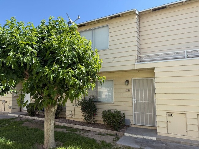 Building Photo - Charming Two-Story Townhouse with Fresh Updates & Prime Location