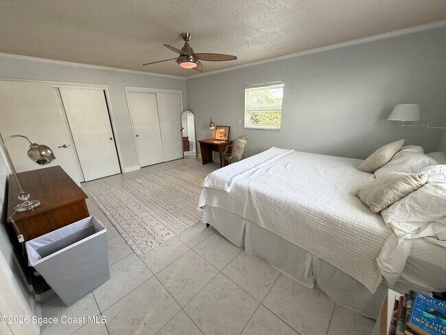 Building Photo - 190 Harwood Ave