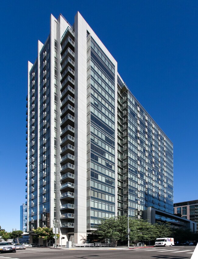 Building Photo - 1155 S Grand Ave