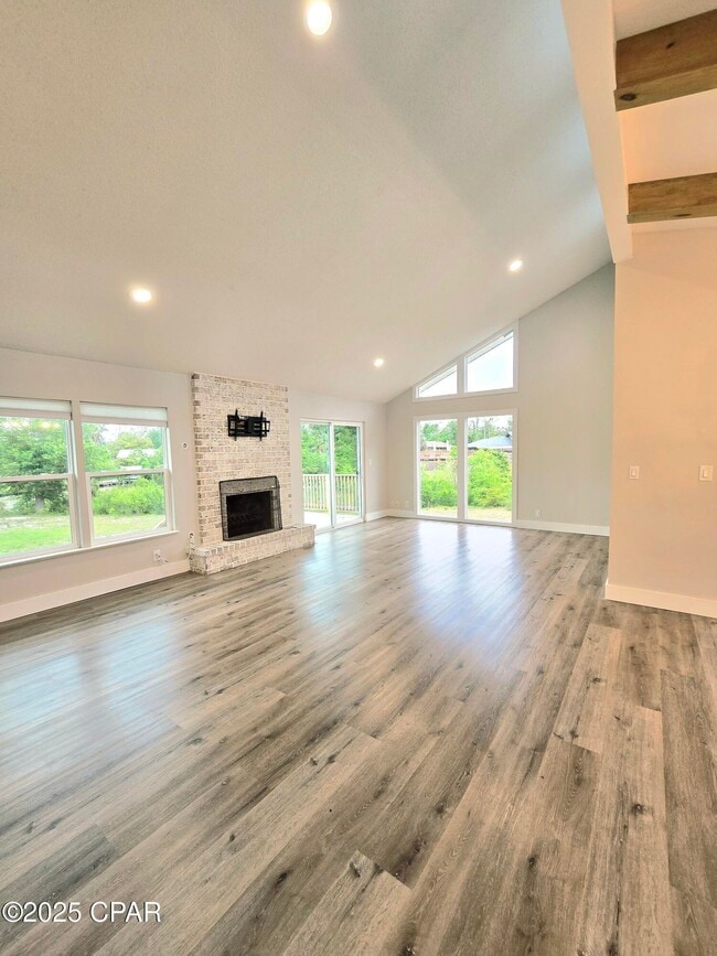 Building Photo - 7248 Shady Dr