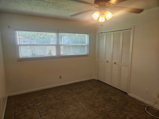 Building Photo - Charming 1-Bedroom 1-Bath Condo in 55+ Com...