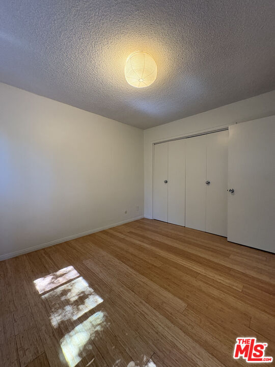 Building Photo - 748 E Kensington Rd