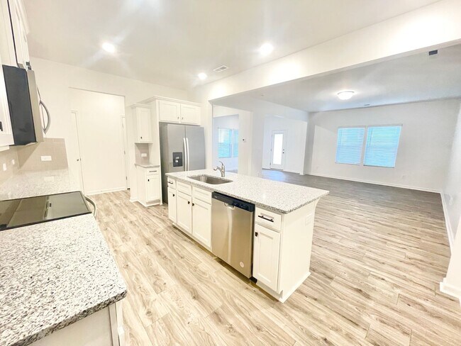 Building Photo - READY July 9th 3 br 2.5 ba paired home in the Georgetown community Near Shopping I-77 and I-40