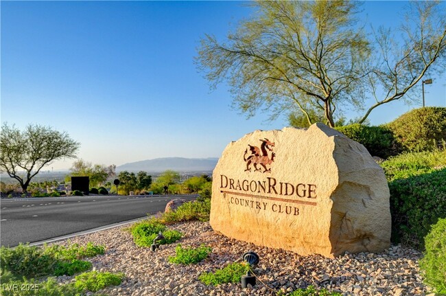 Building Photo - 702 Blackrock Rim Dr