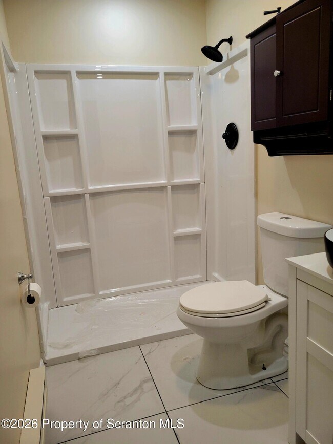 Building Photo - 353 Saunders Dr