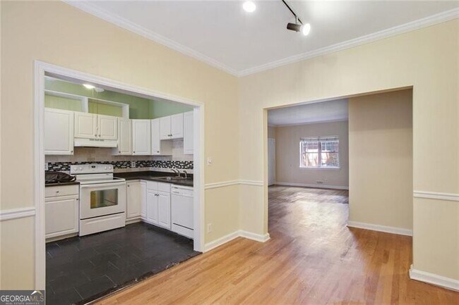 Building Photo - 430 Lindbergh Drive NE