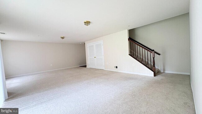 Building Photo - 13563 Davinci Ln