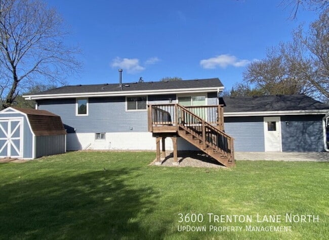 Building Photo - 3600 Trenton Ln N