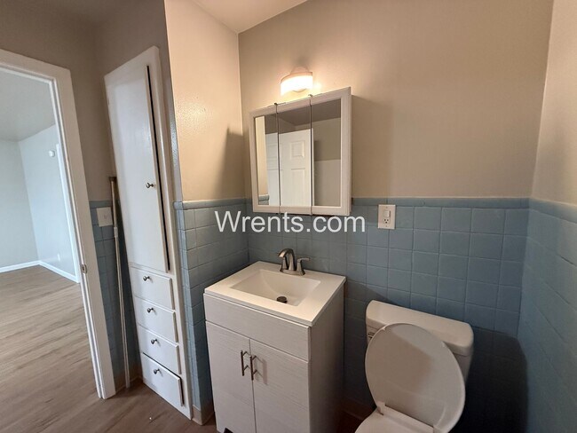 Building Photo - $500 off Move in Special - 2 Bed/1 Bath Cheney EWU