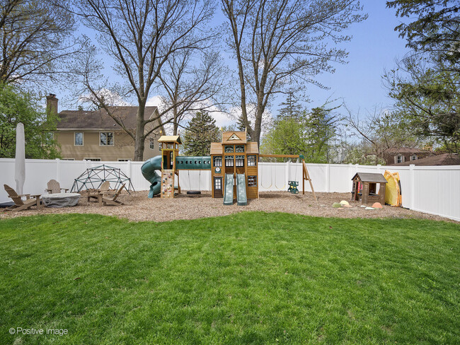Building Photo - 212 S Wilmette Ave
